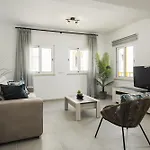 Flores 2bedroom - Sea View *