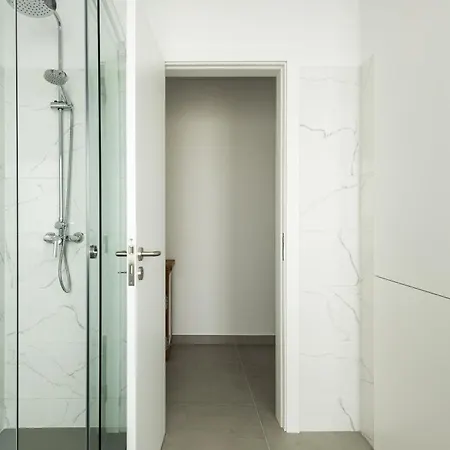 Flores 2bedroom - Sea View דירה
