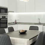 Flores 2bedroom - Sea View Quarteira