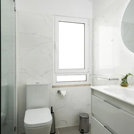 Flores 2bedroom - Sea View Apartment Quarteira