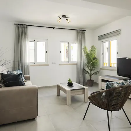 Flores 2bedroom - Sea View Quarteira *